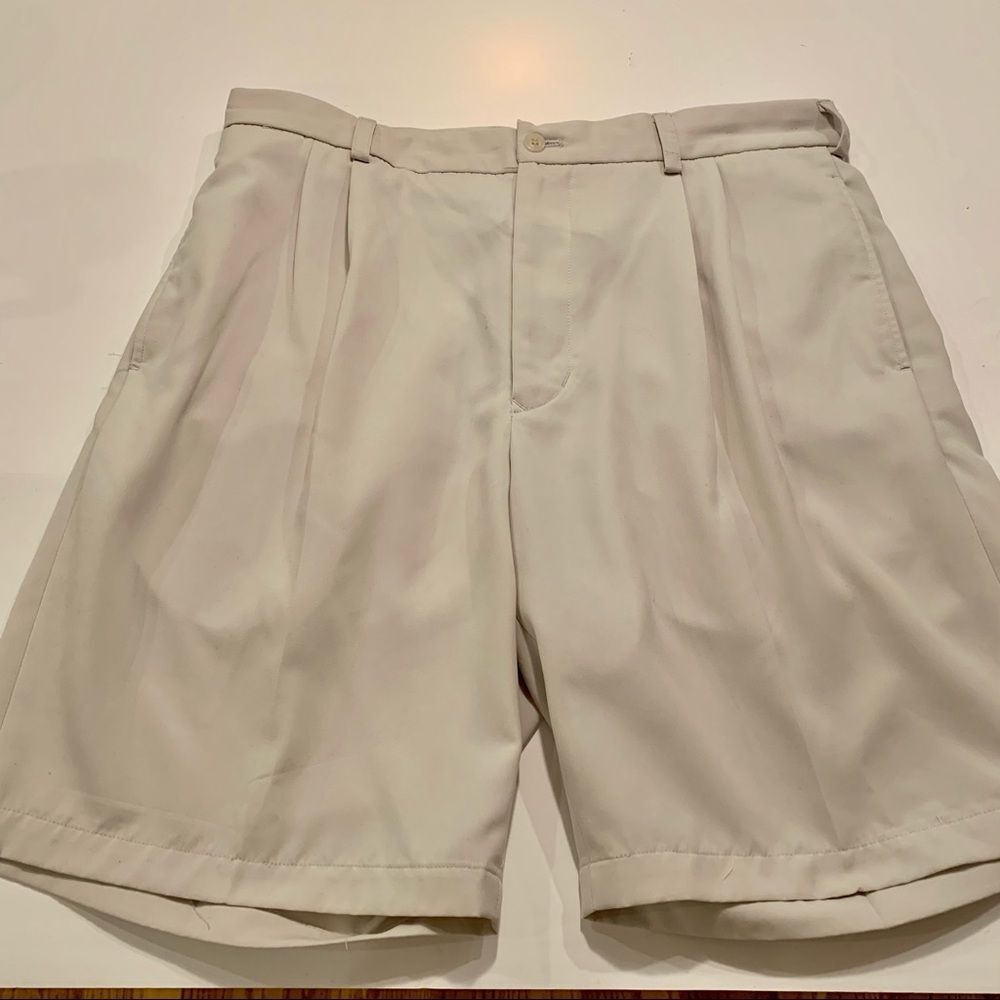 Bolle Men’s Golf Shorts 34‎